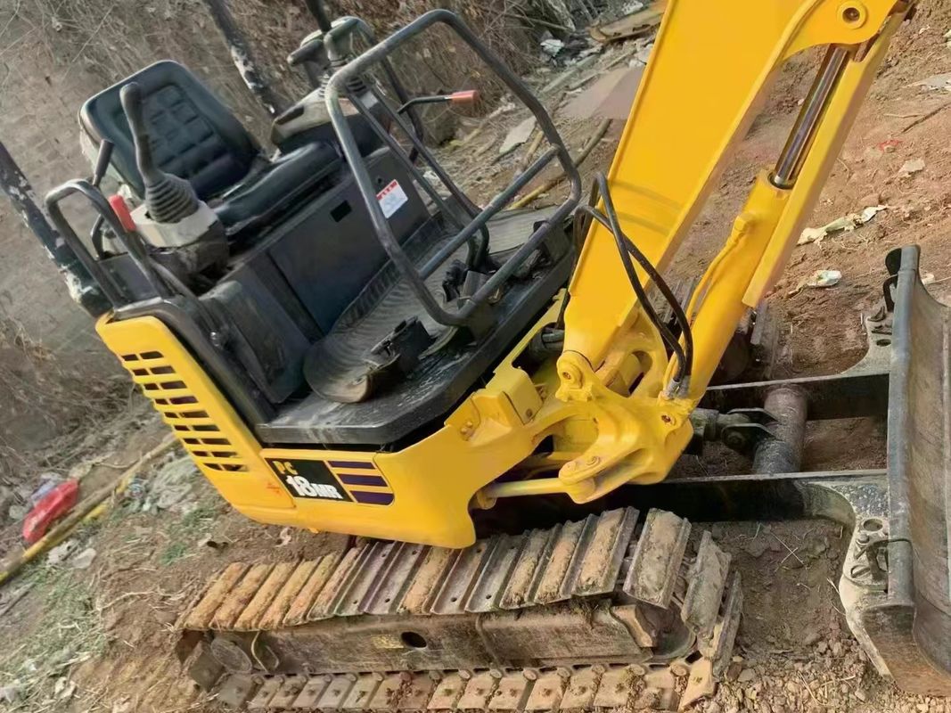 Macchine per il movimento di terra usate scavatore da 2 tonnellate mini scavatore di alta qualità Komatsu pc 18 MR