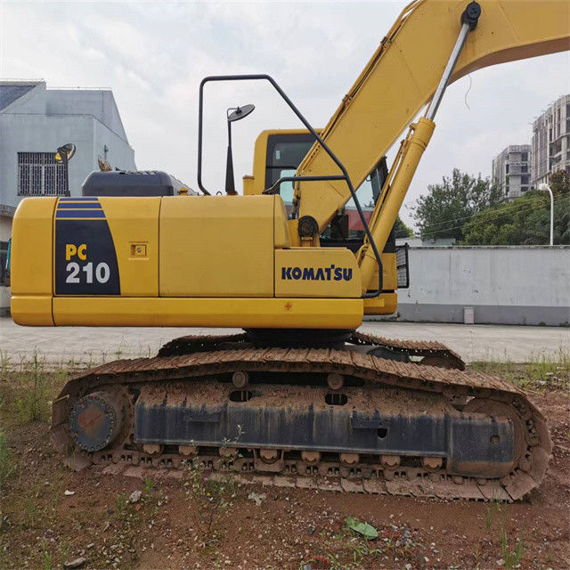 22 tonnellate di utilizzo Giappone importato Komatsu pc 210 escavatore a striscia con alta qualità e breve orario di lavoro pronto per la vendita