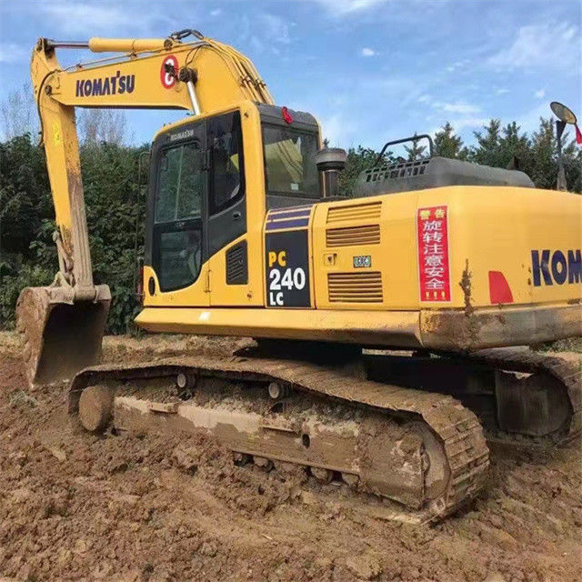 26 tonnellate quasi nuova importata dal Giappone macchina da scavo a strisce usata rinnovata Komatsu pc 240LC-8