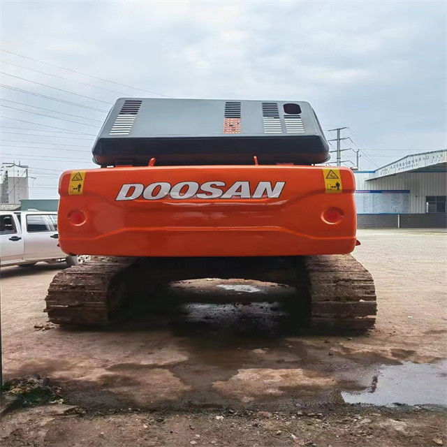 29 tonnellate pronta usata escavatore per il lavoro e esperto usato Corea importato Doosan DX 300LC in buone condizioni