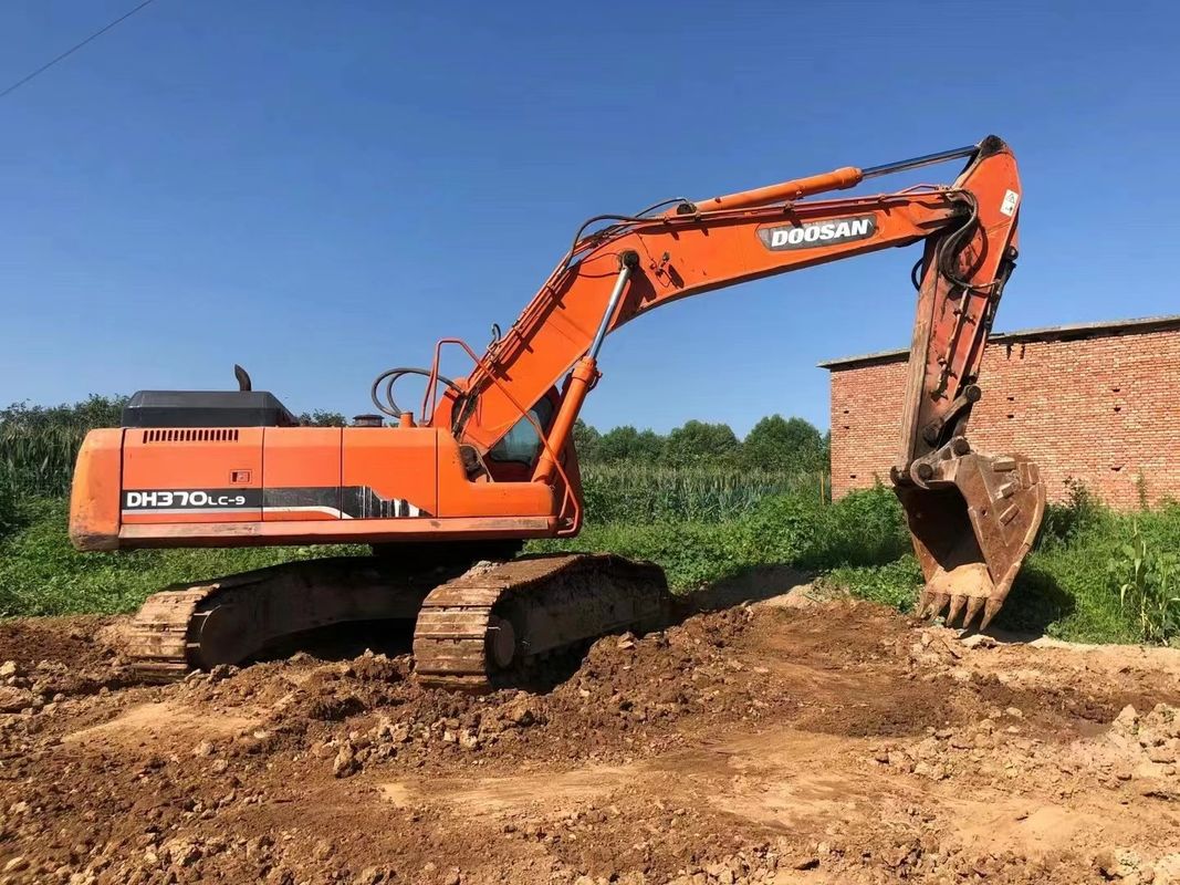 37 tonnellate pronta usata escavatore per il lavoro e esperto usato Corea importato DOOSAN DH370LC-9 in buone condizioni