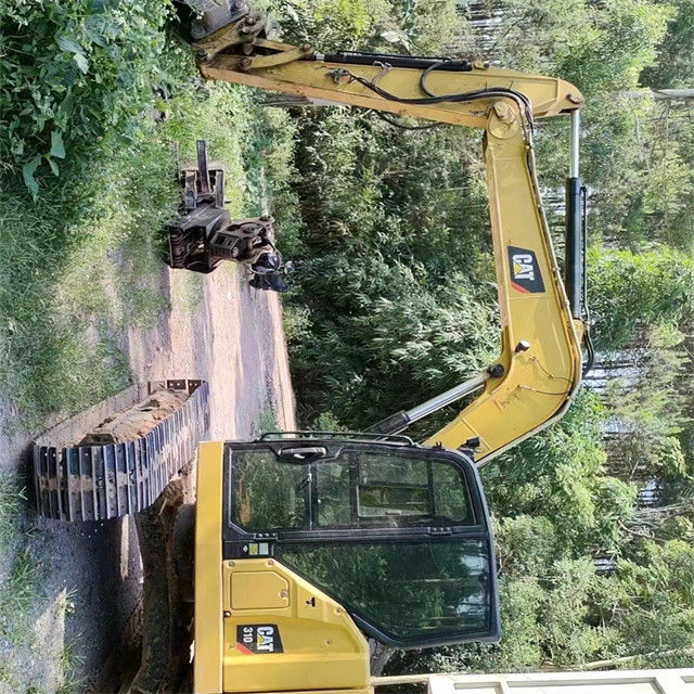 9.44 tonnellate quasi nuova importata dal Giappone macchina da scavo a strisce usata rinnovata CAT 310