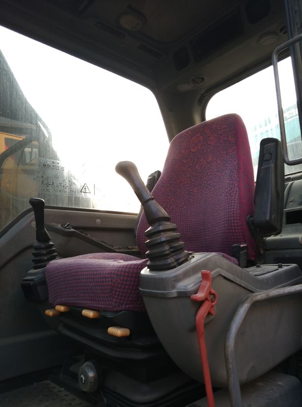 La Svezia ha importato un'escavatrice volvo EC240 di alta qualità quasi nuova.
