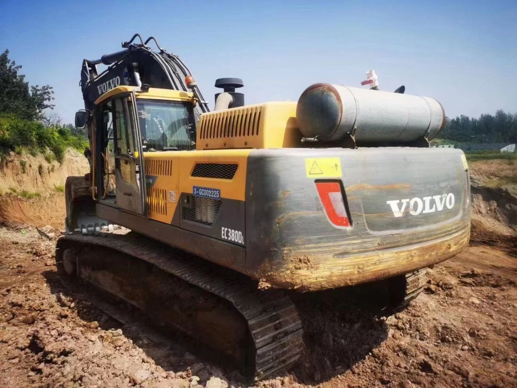 La Svezia ha importato un'escavatrice volvo EC380 di qualità quasi nuova.