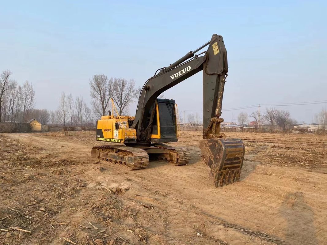 La Svezia ha importato un'escavatrice volvo EC140BL di alta qualità, quasi nuova e pronta al 100%.