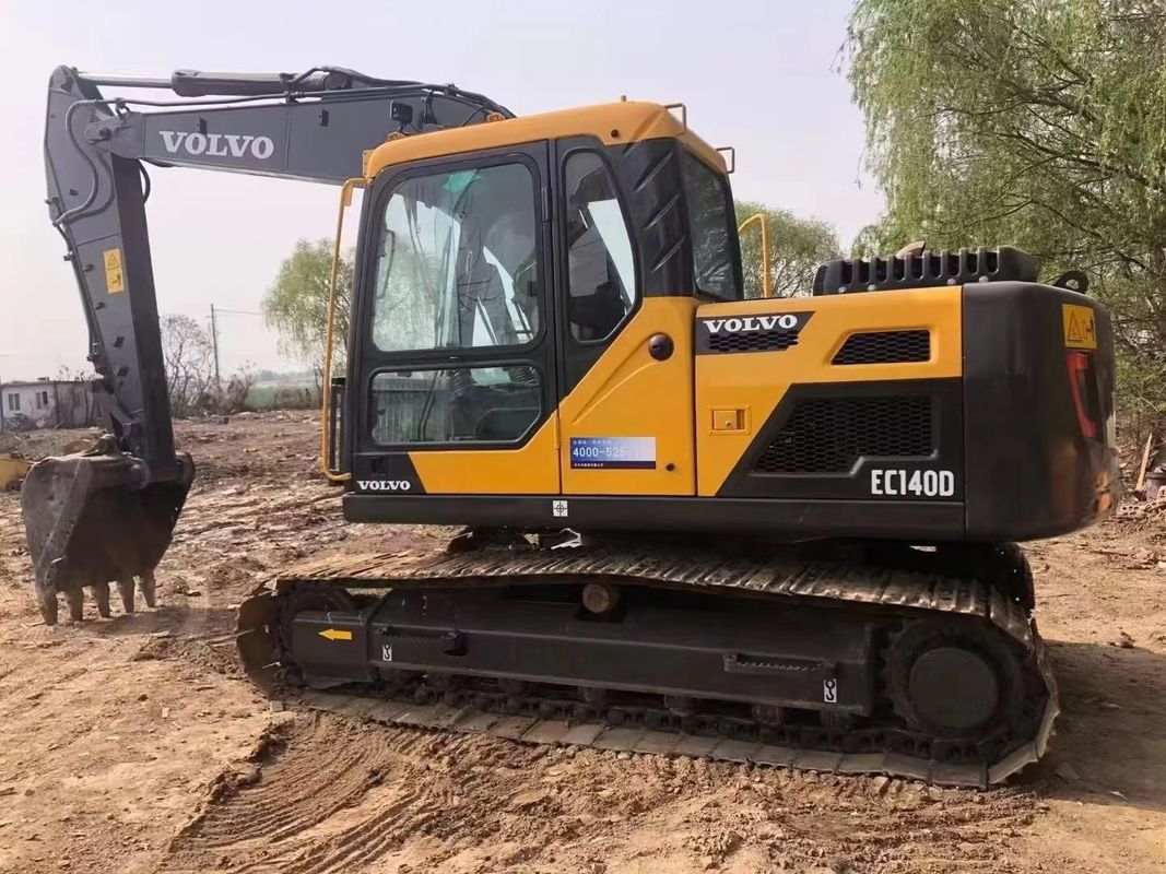 La Svezia ha importato un'escavatrice volvo EC140D di alta qualità, quasi nuova e pronta al 100%.