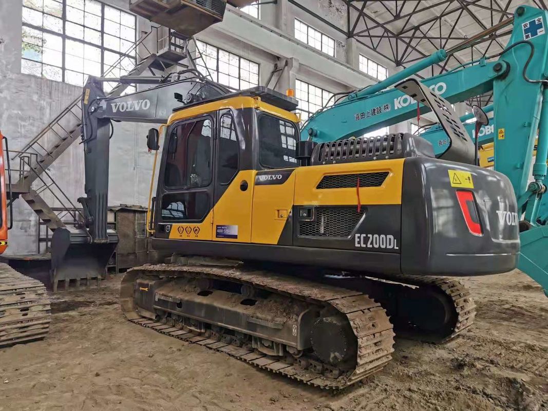 La Svezia ha importato un'escavatrice volvo EC200DL di alta qualità, quasi nuova e pronta al 100%.