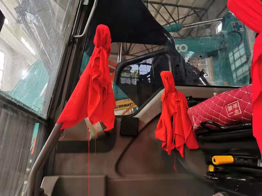 La Svezia ha importato un'escavatrice volvo EC200DL di alta qualità, quasi nuova e pronta al 100%.