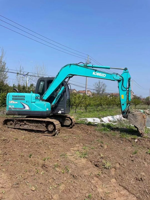 mini escavatore usato KOBELCO SK75-8 Escavatore Usato Potenza del motore 42kW
