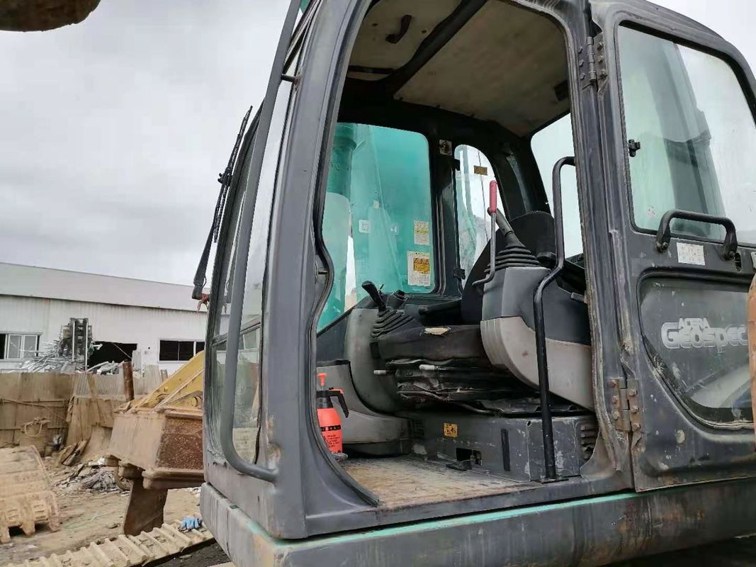 Escavatori ripresi Kobelco Sk200 8 Super X Yn12 Peso 21,8t Potenza del motore 118kW