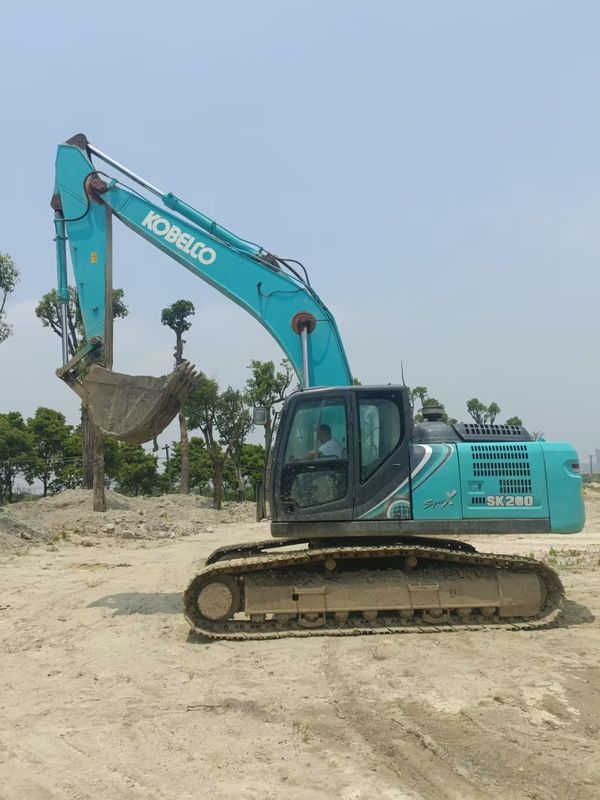 Scavatori di seconda mano Kobelco Sk260lc 8 9 10 11 Giappone Usato Excavator Motore Potenza 138kW