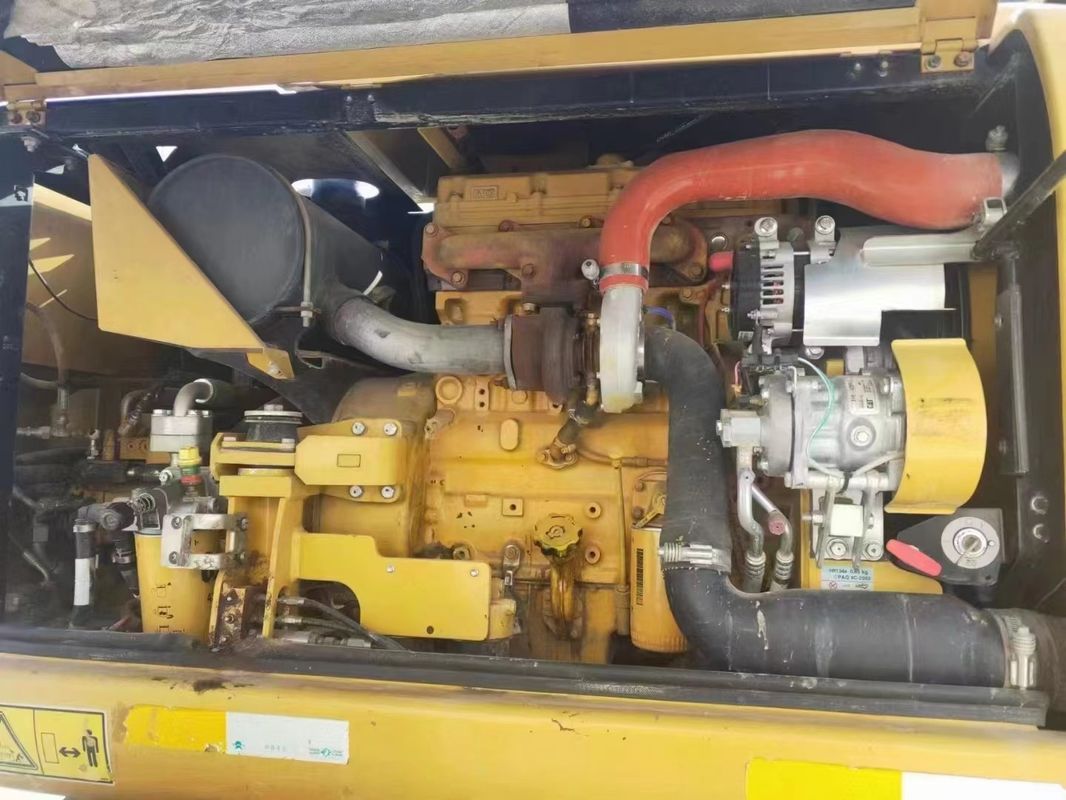 Pronto al lavoro Caterpillar M315D Escavatore a ruote usate con poche ore di lavoro e in buone condizioni