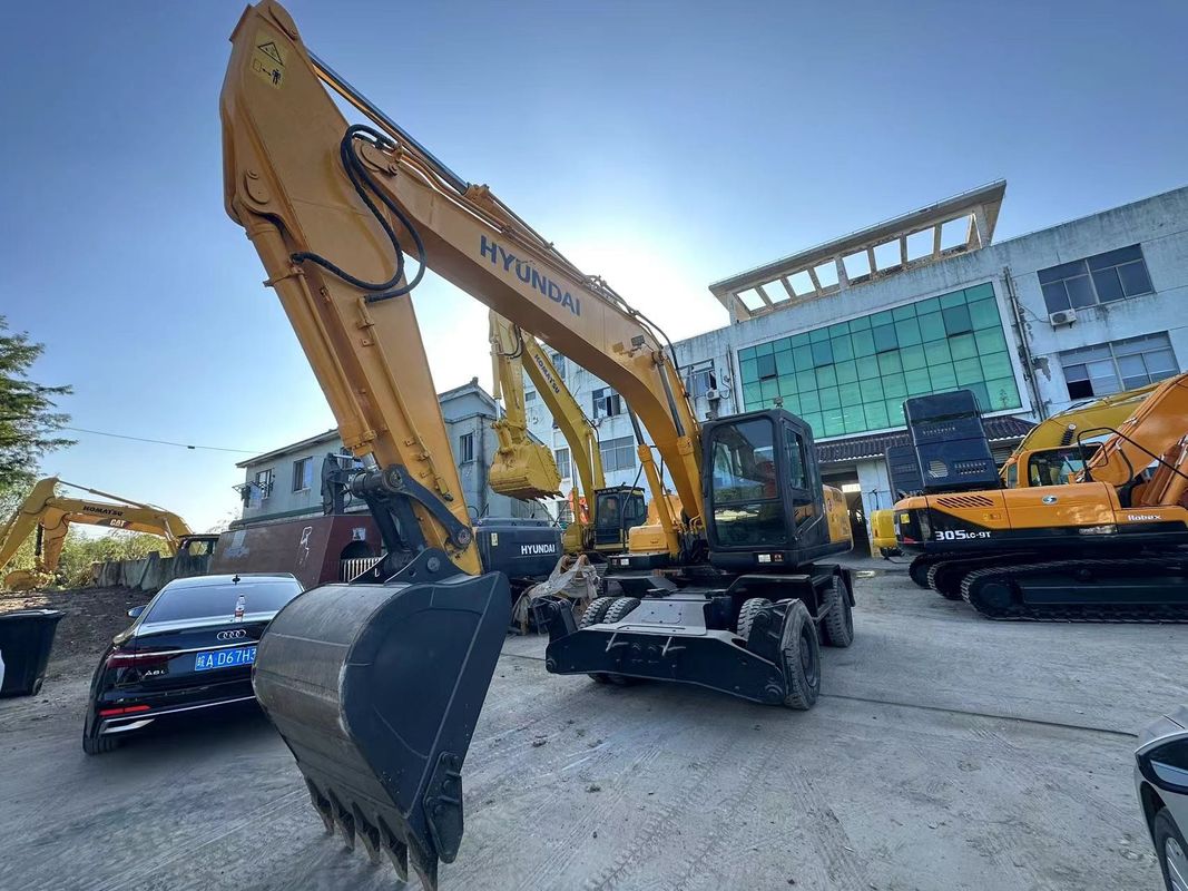 21.2 tonnellate Hyundai 210W-7 Used Wheel Excavator Capacità del secchio 1.34m3