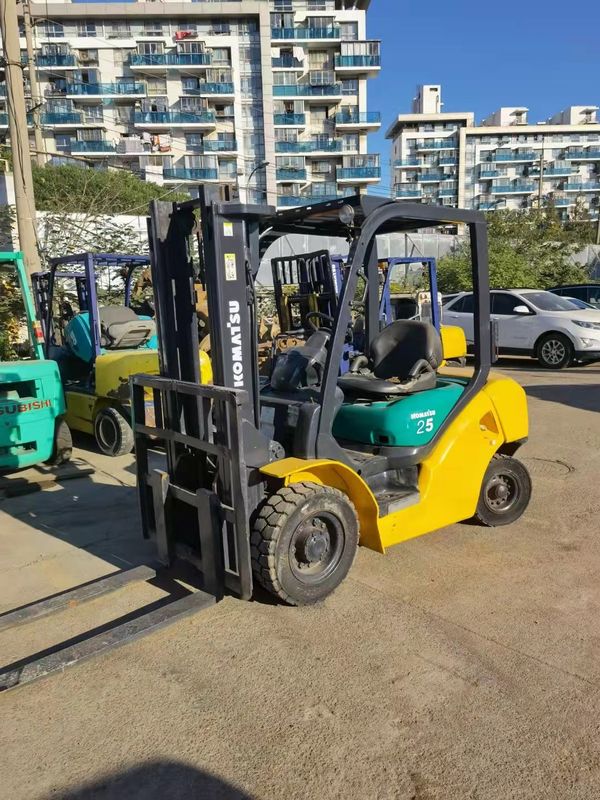 Giappone Camione elevatore elettrico compatto Komatsu 2.5 tonnellate Potenza del motore
