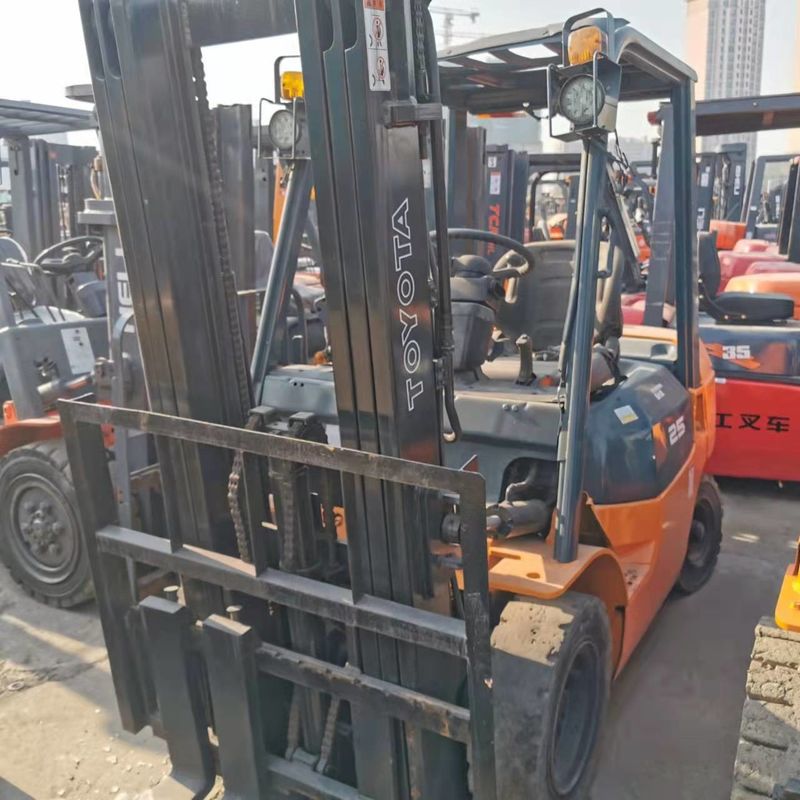 Giappone Camione elevatore elettrico compatto TOYOTA 2.5 tonnellate Potenza del motore