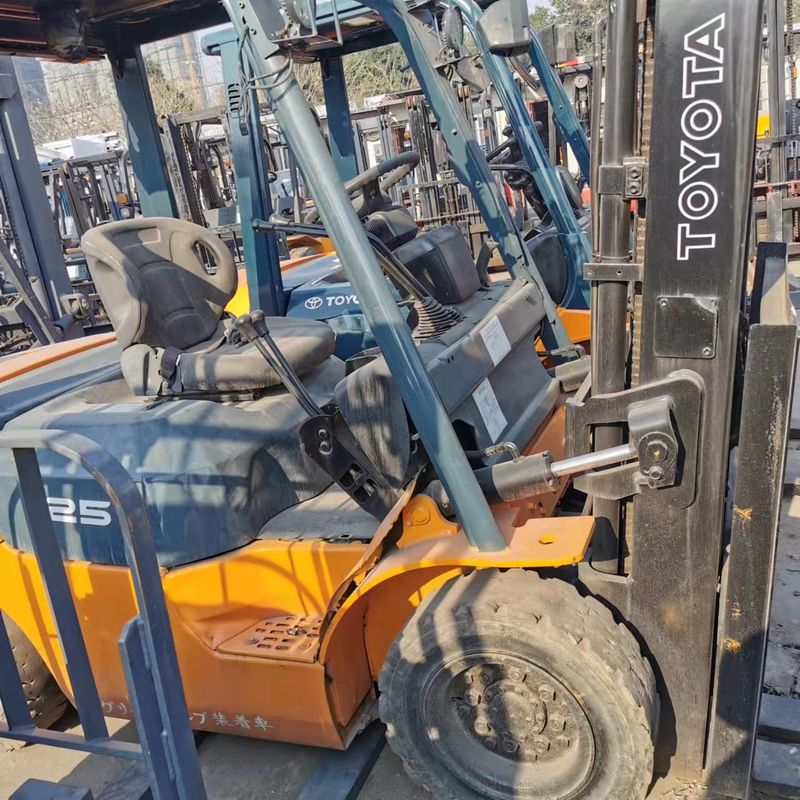 Giappone Camione elevatore elettrico compatto TOYOTA 2.5 tonnellate Potenza del motore