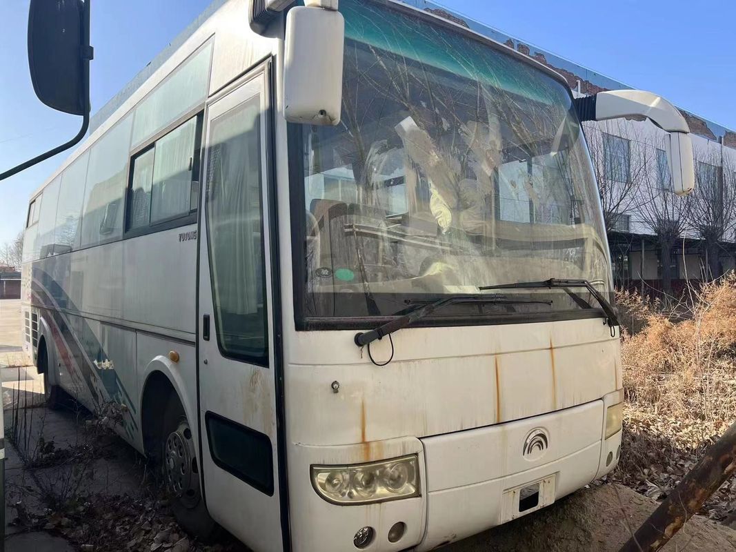 Autobus usato di 40 posti di alta qualità Made in China Autobus YuTong con garanzia di un anno