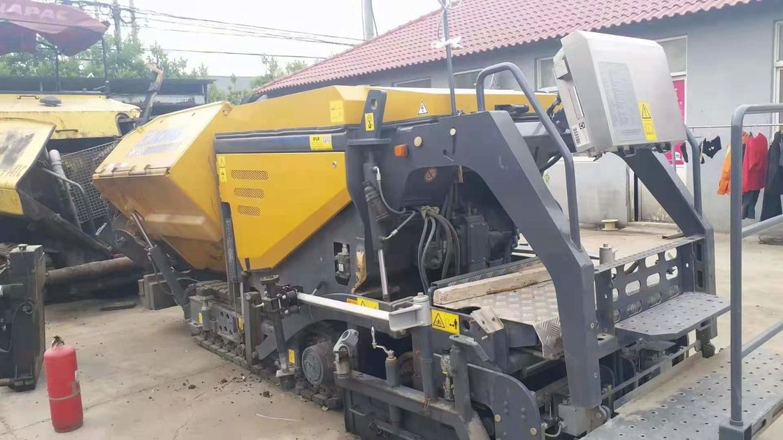Pavimentatore di asfalto di tipo piccolo a striscia XCMG RP355 originale per progetti di ingegneria su piccola scala