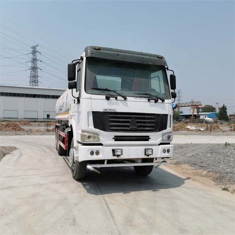 12000-15000L Serbatoio di acqua di stoccaggio camion macchina di pulizia con Giappone importato camion Isuzu