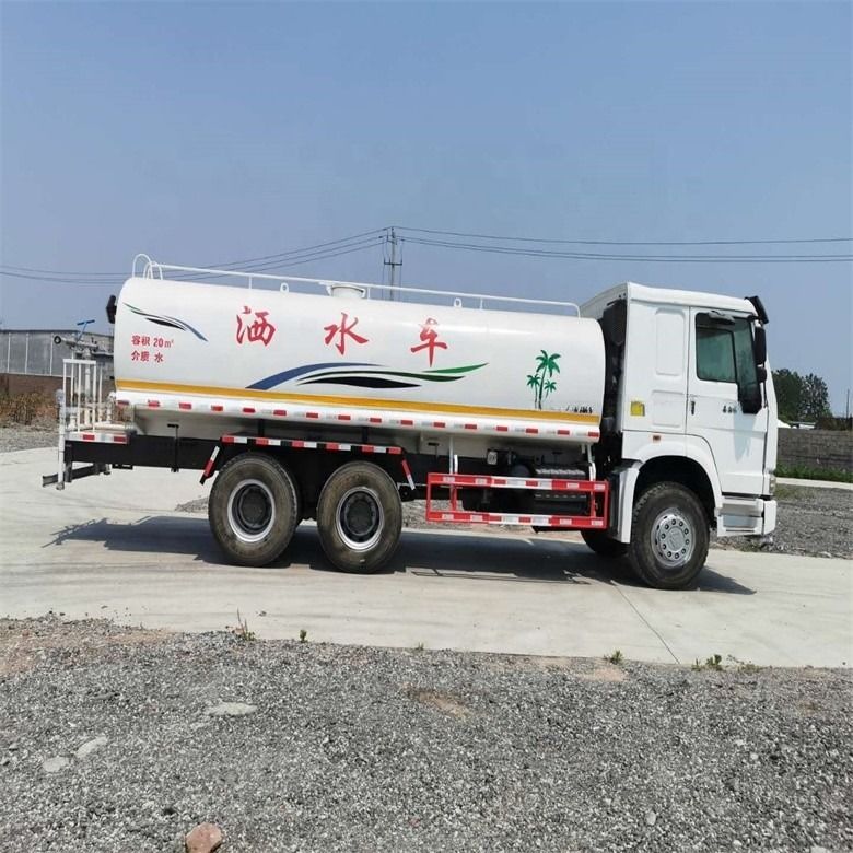 Serbatoio in acciaio al carbonio Isuzu Howo Camion dell' acqua in perfette condizioni Giappone importato di seconda mano