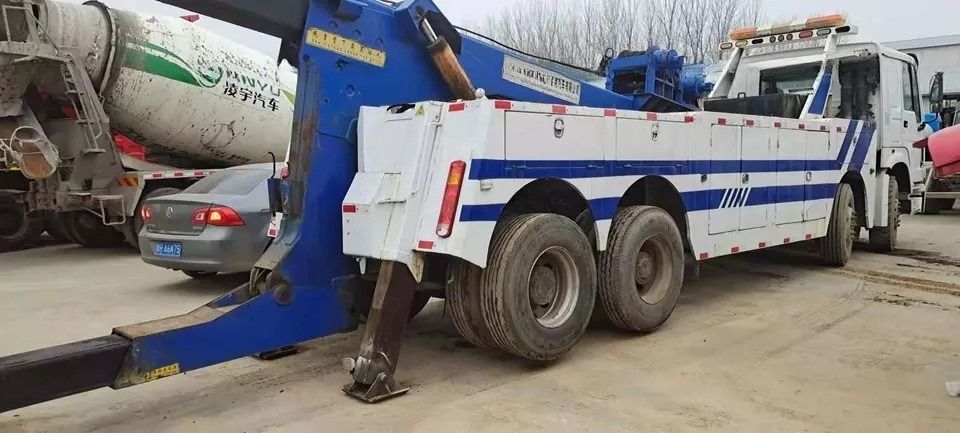 4x2/6x2/6x4/8x4/8x6/4x4/6x6 Tipo di guida Camione di rottamazione ad alta potenza