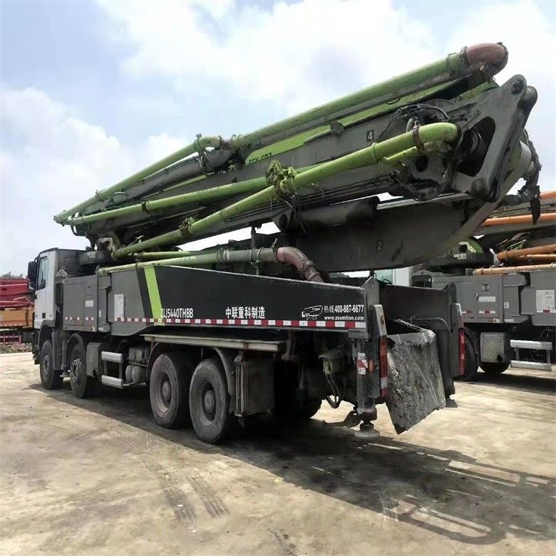 Usato Zoomlion Concrete Pump Truck 37m 42m 48m 52m Assicurazione e prestazioni ottimali