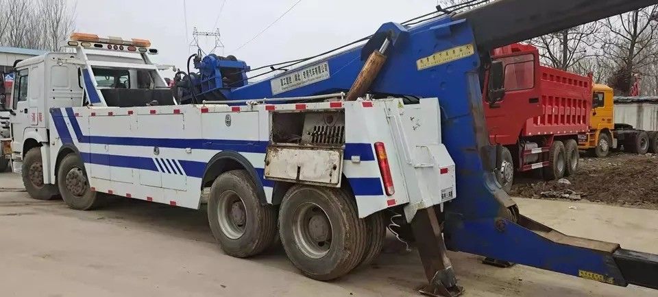 4x2/6x2/6x4/8x4/8x6/4x4/6x6 Tipo di guida Camione di rottamazione ad alta potenza