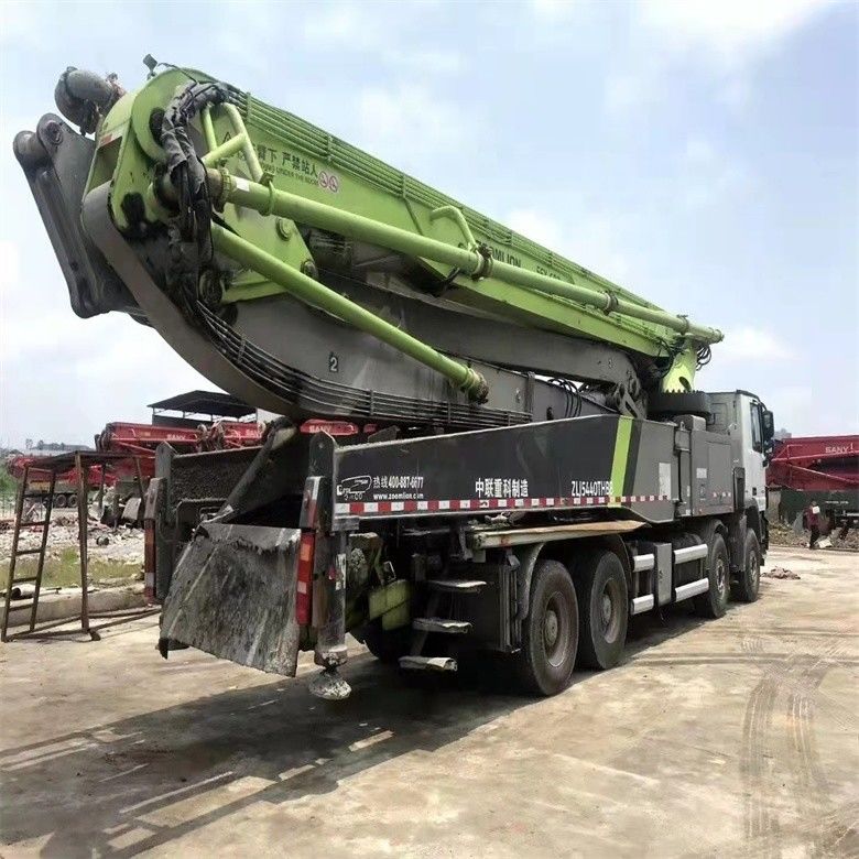 Usato Zoomlion Concrete Pump Truck 37m 42m 48m 52m Assicurazione e prestazioni ottimali