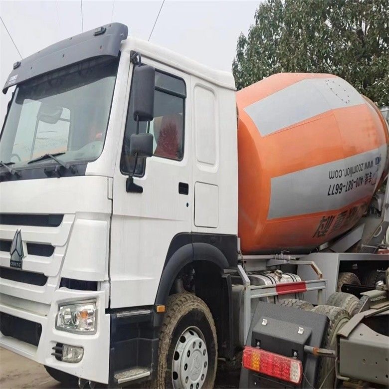 Lavori di costruzione 6*4 Howo Cement Truck Mixer con 371 HP 375 hp di potenza di miscelazione