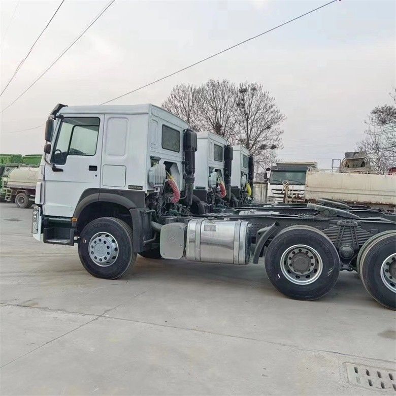 Modello di frizione 430 Sinotruk Trailer Tractor Truck Head Units per l'efficienza dei camion pesanti