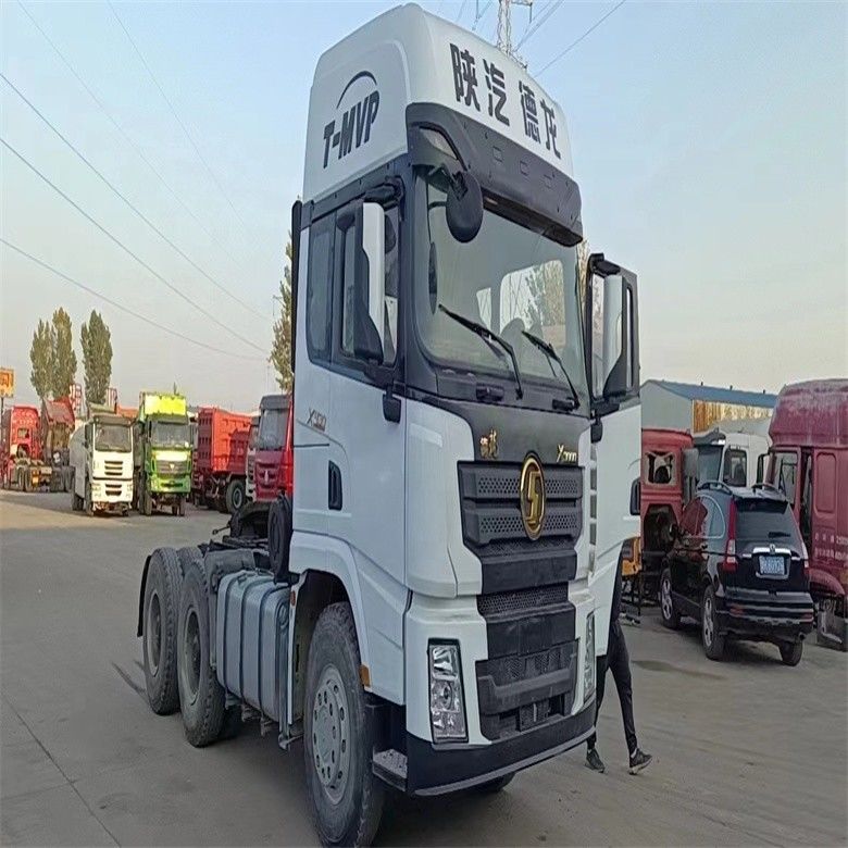 Shacman 6 X 4 ADE X3000 di seconda mano con sedile normale del conducente e cambio manuale