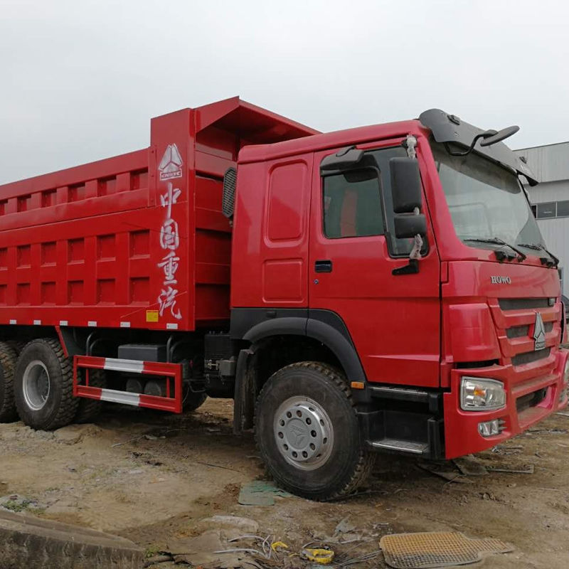 Camion di scarico di seconda mano da 371 CV Howo usato 6x4 Camion a gomma con sistema multimediale 10 ruote