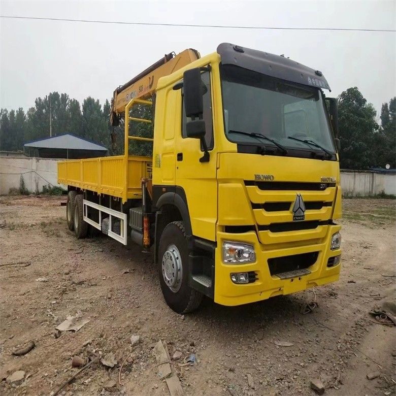 Granata montata su camion da 10 tonnellate con cilindro idraulico originale Sinotruk WD615