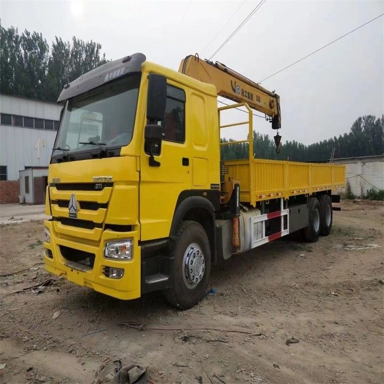 Granata montata su camion da 10 tonnellate con cilindro idraulico originale Sinotruk WD615
