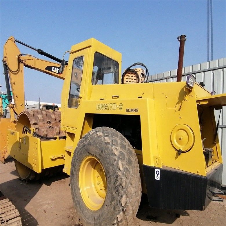 Motore diesel Pavimentazione stradale Bomag BW217D-2 Usato singolo tamburo piede di pecora rotolo stradale idraulico