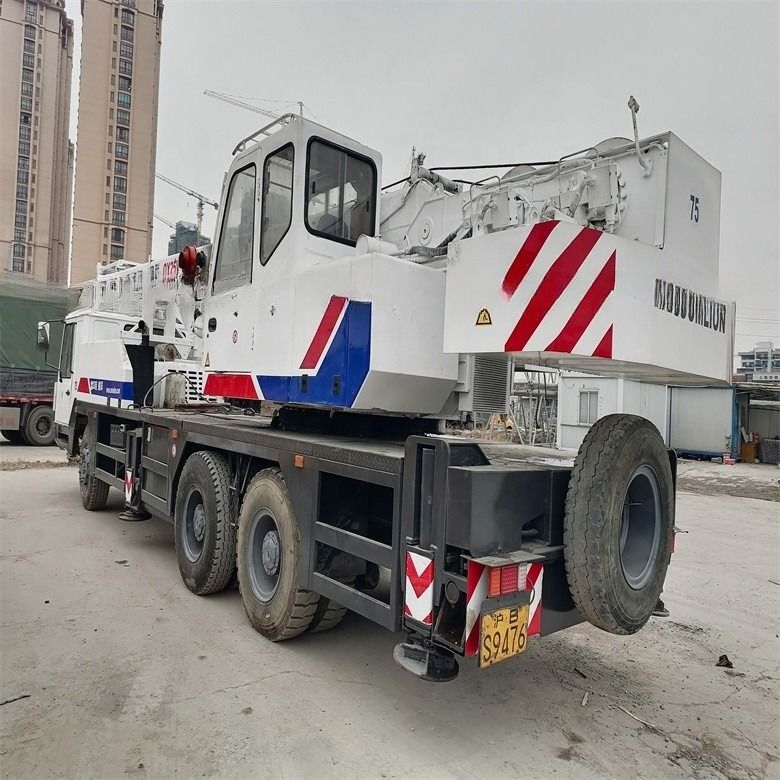 Granate mobili a ruote Zoomlion QY25V da 20 tonnellate con 3000-4000 ore di lavoro