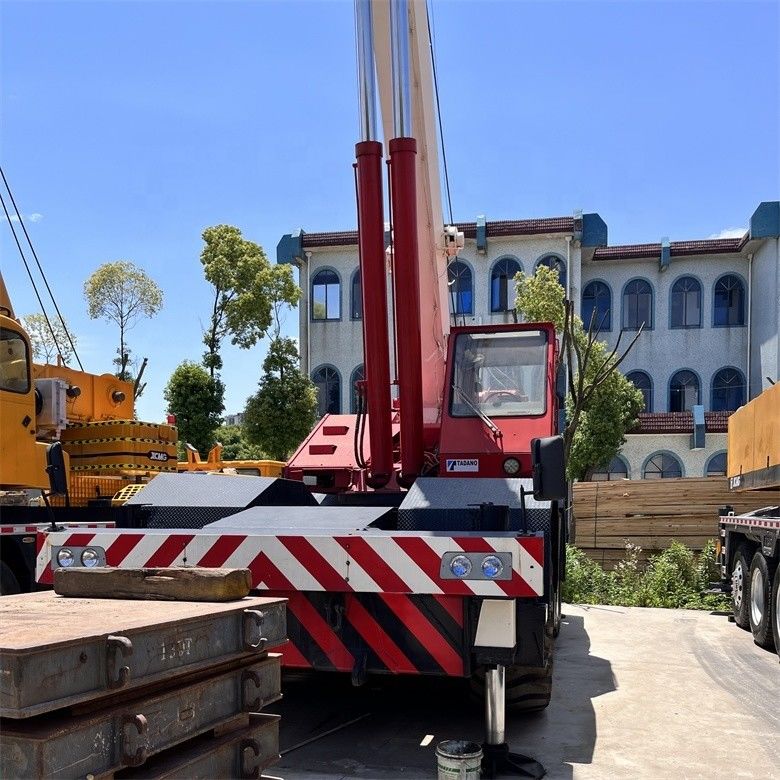 139.8kw Potenza lorda Tadano TR-500EX Gru usata con capacità di 50 tonnellate e capacità di carburante di 250 litri