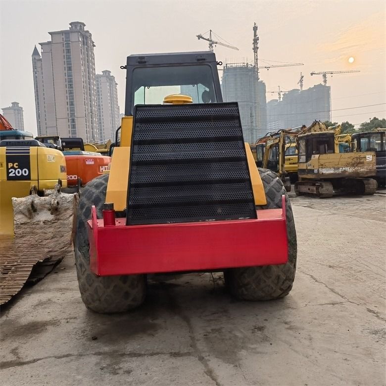 40KN Forza eccitante Dynapac CA30D Roller stradale usato Roller tamburo singolo per la riparazione stradale