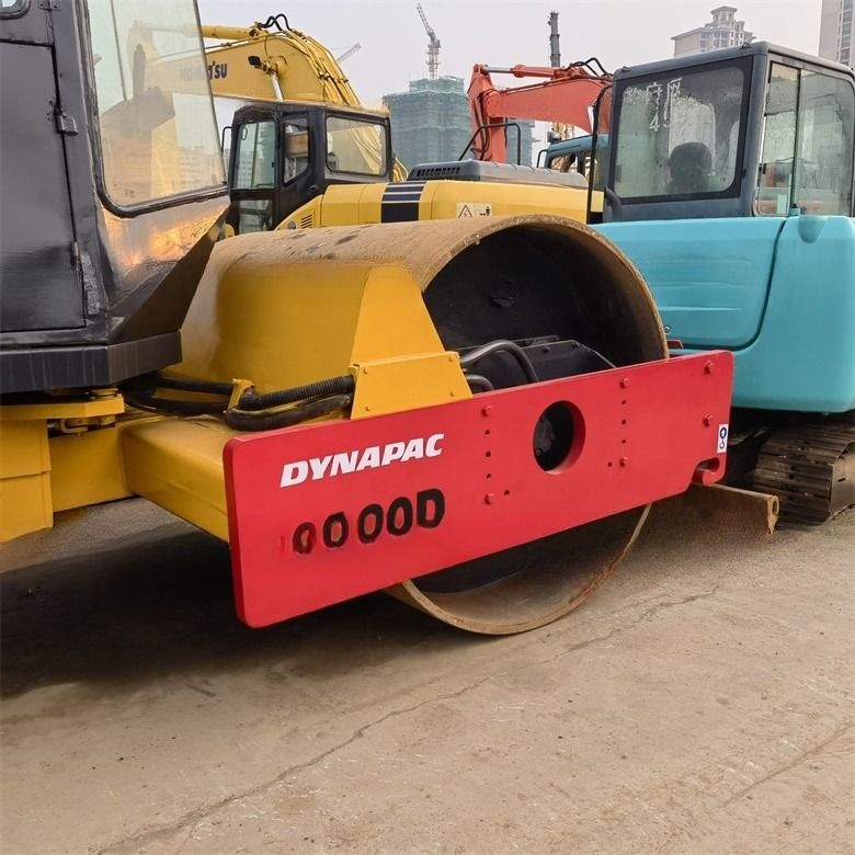 40KN Forza eccitante Dynapac CA30D Roller stradale usato Roller tamburo singolo per la riparazione stradale