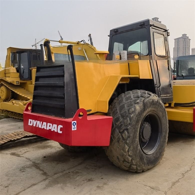 40KN Forza eccitante Dynapac CA30D Roller stradale usato Roller tamburo singolo per la riparazione stradale