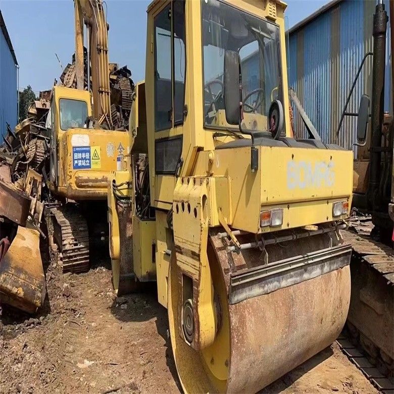 10 T di peso di esercizio utilizzato BOMAG BW 202 AHD-2 Roller stradale e prestazioni garantite
