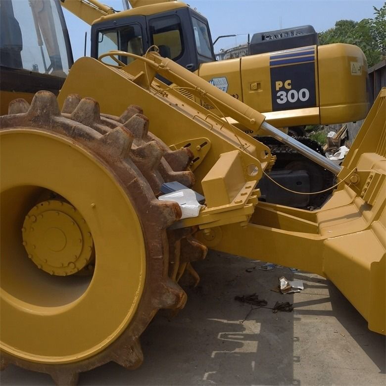35 tonnellate usato Caterpillar Cat 826G Compactor in ottime condizioni colore originale Giappone