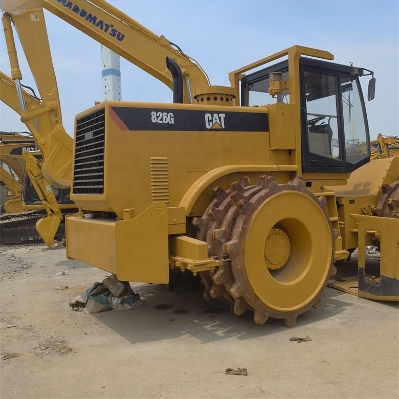 35 tonnellate usato Caterpillar Cat 826G Compactor in ottime condizioni colore originale Giappone
