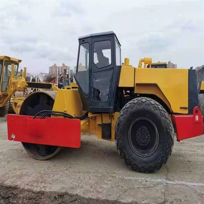 Orari bassi Giappone Prodotto Dynapac CA30D Roller stradale per lavori di costruzione Buone condizioni