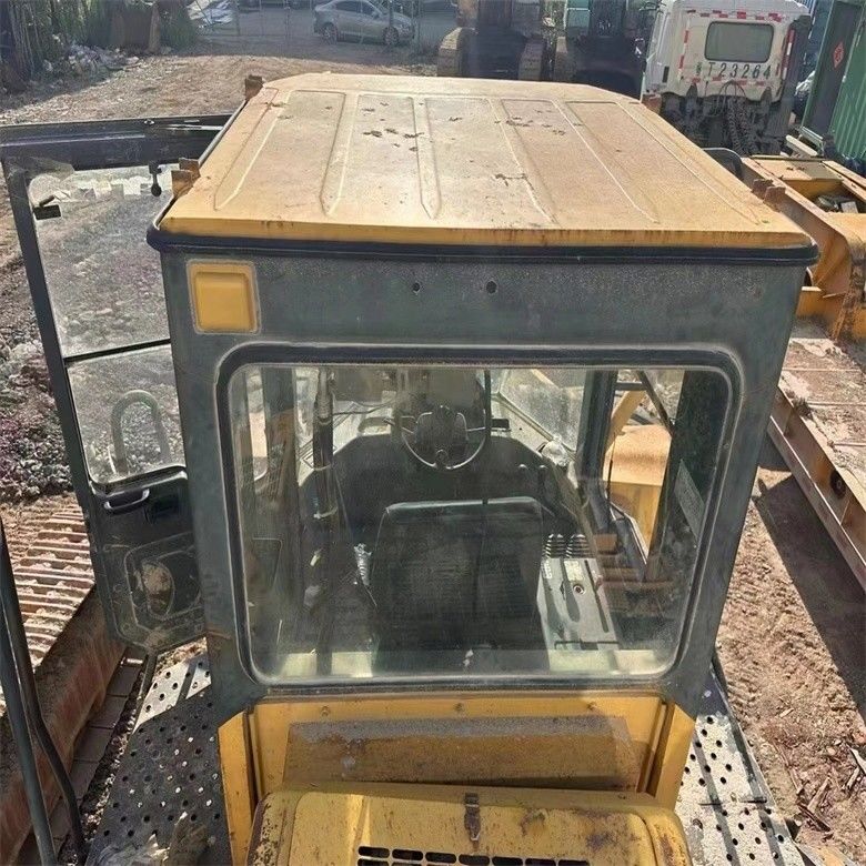 Eccellente 2016 Komatsu WA470-3 caricatore a ruote 6.5 capacità cubica 23 tonnellate carico conveniente