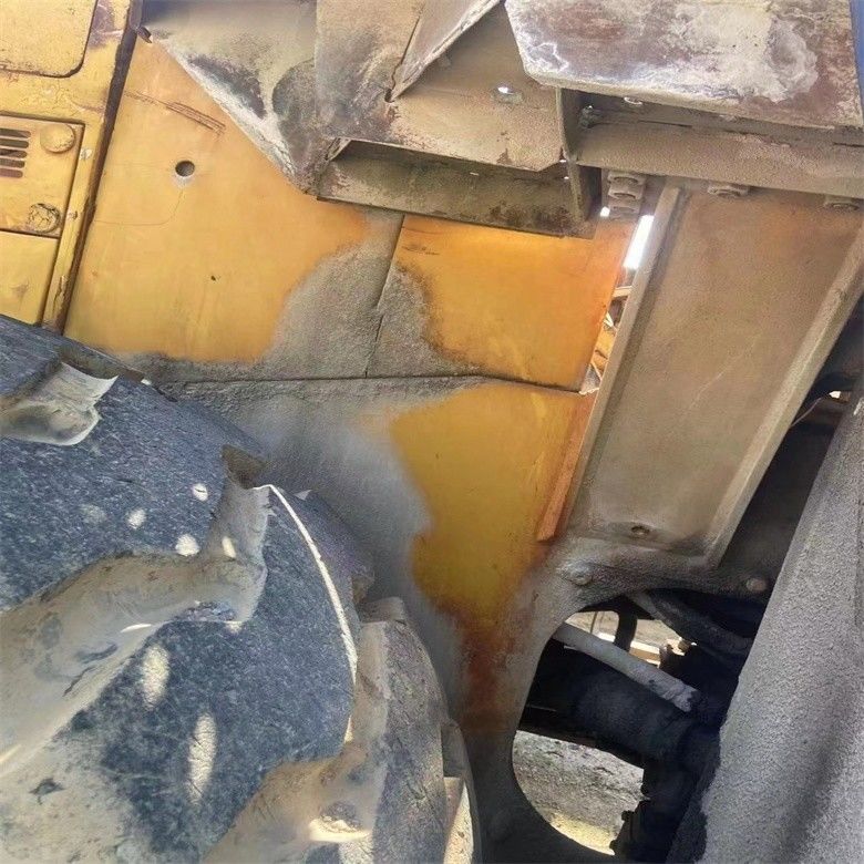 Caricatore anteriore 235KW Usato Komatsu WA500-6 Caricatore a ruote dal Giappone 4.5 Cubi di seconda mano