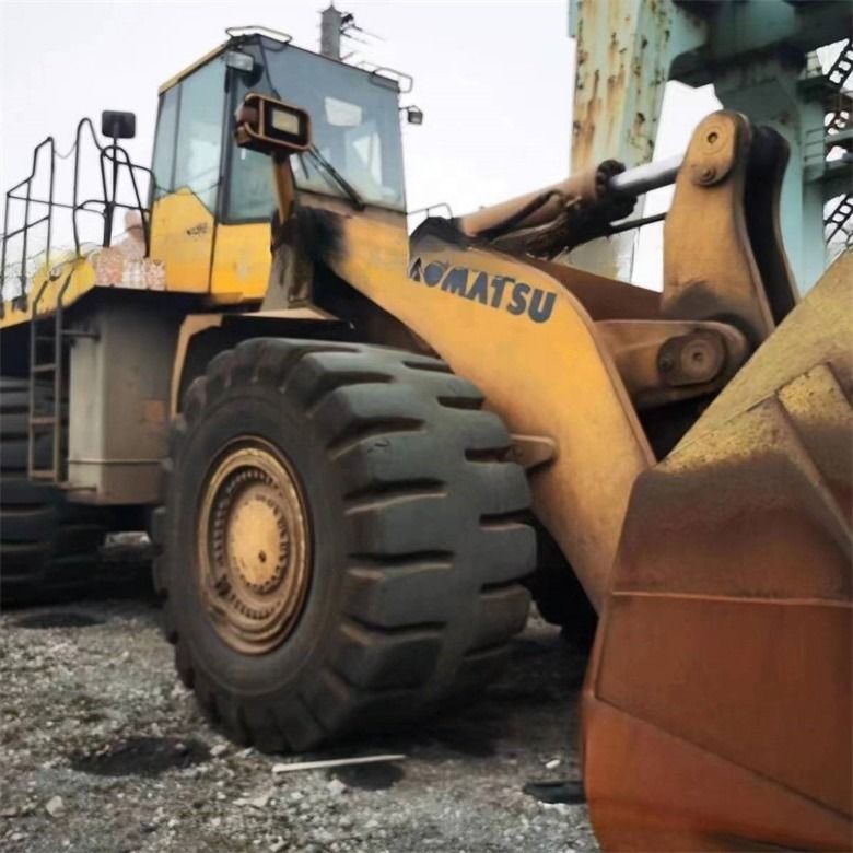 Commercio al dettaglio WA600-6 caricatore di ruote usato Komatsu WA600-3 caricatore di seconda mano in buone condizioni
