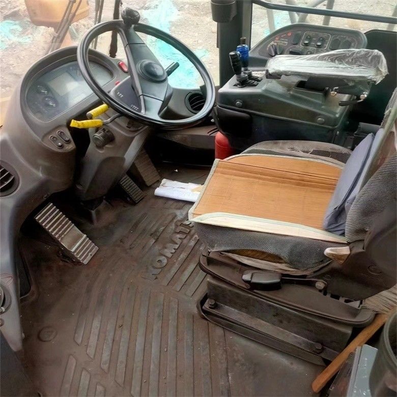 Commercio al dettaglio WA600-6 caricatore di ruote usato Komatsu WA600-3 caricatore di seconda mano in buone condizioni