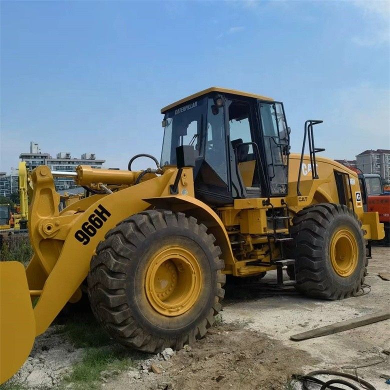 24 tonnellate di caricatori a ruote originali Cat 966H di Giappone utilizzati in orario di lavoro ridotto per il commercio al dettaglio