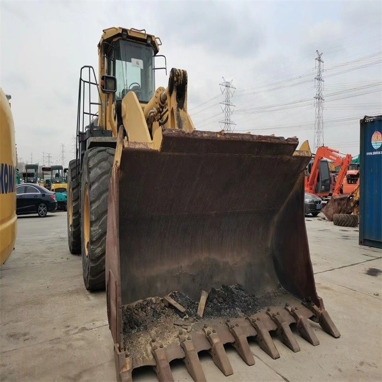 Low Working Hours WA600-6 Wheel Loader dal Giappone con peso della macchina di 44000-44500 kg